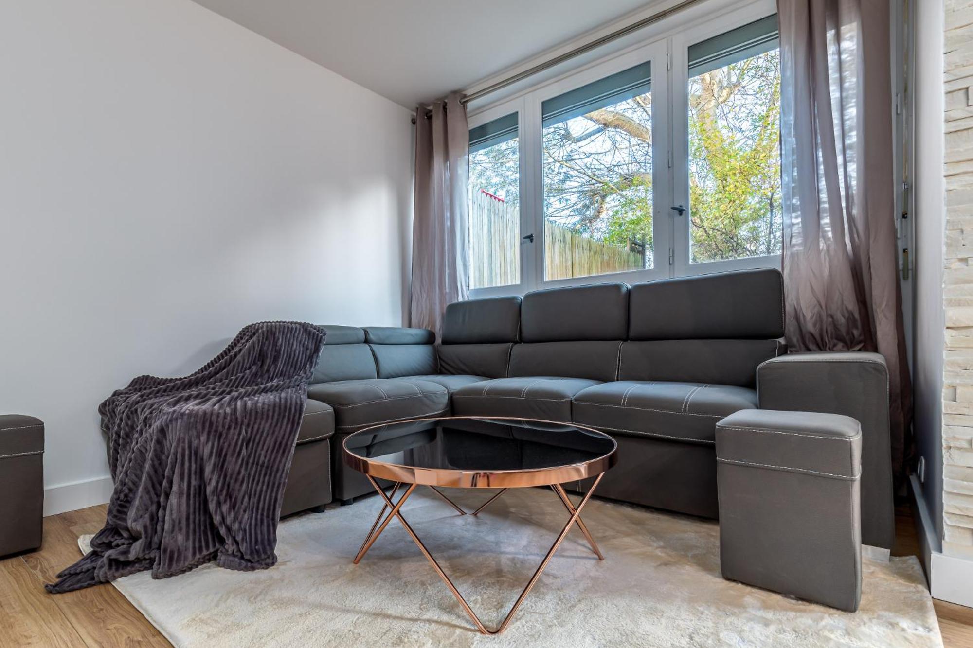 شقة Oasis Urbaine For 8 Near To Paris فيلوجويف المظهر الخارجي الصورة